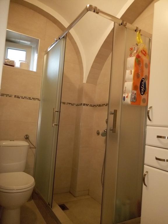 Apartment Zemun Old Town Center Belgrado Buitenkant foto
